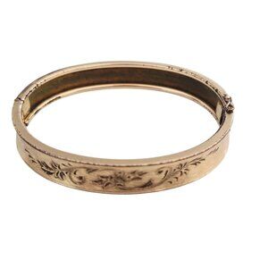 Vintage Signed Carl ART 1/20 12KT Gold Filled Embossed Bangle Bracelet (GFBWC-4)
